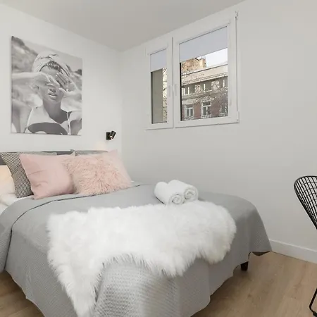 Cosy Dream Center By Renters Apartment *